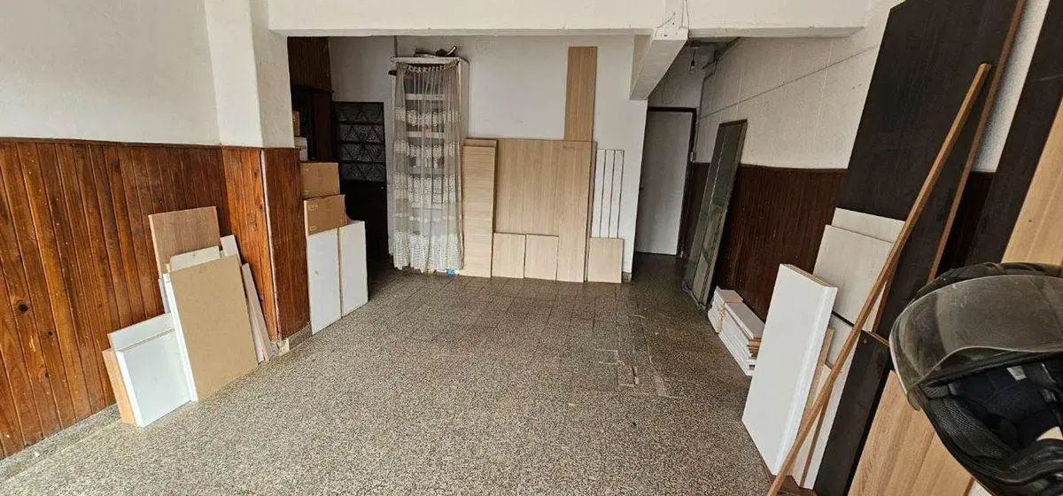 VENTA CASA DE 2 DORMITORIOS, COCHERA Y GRAN PATIO 4