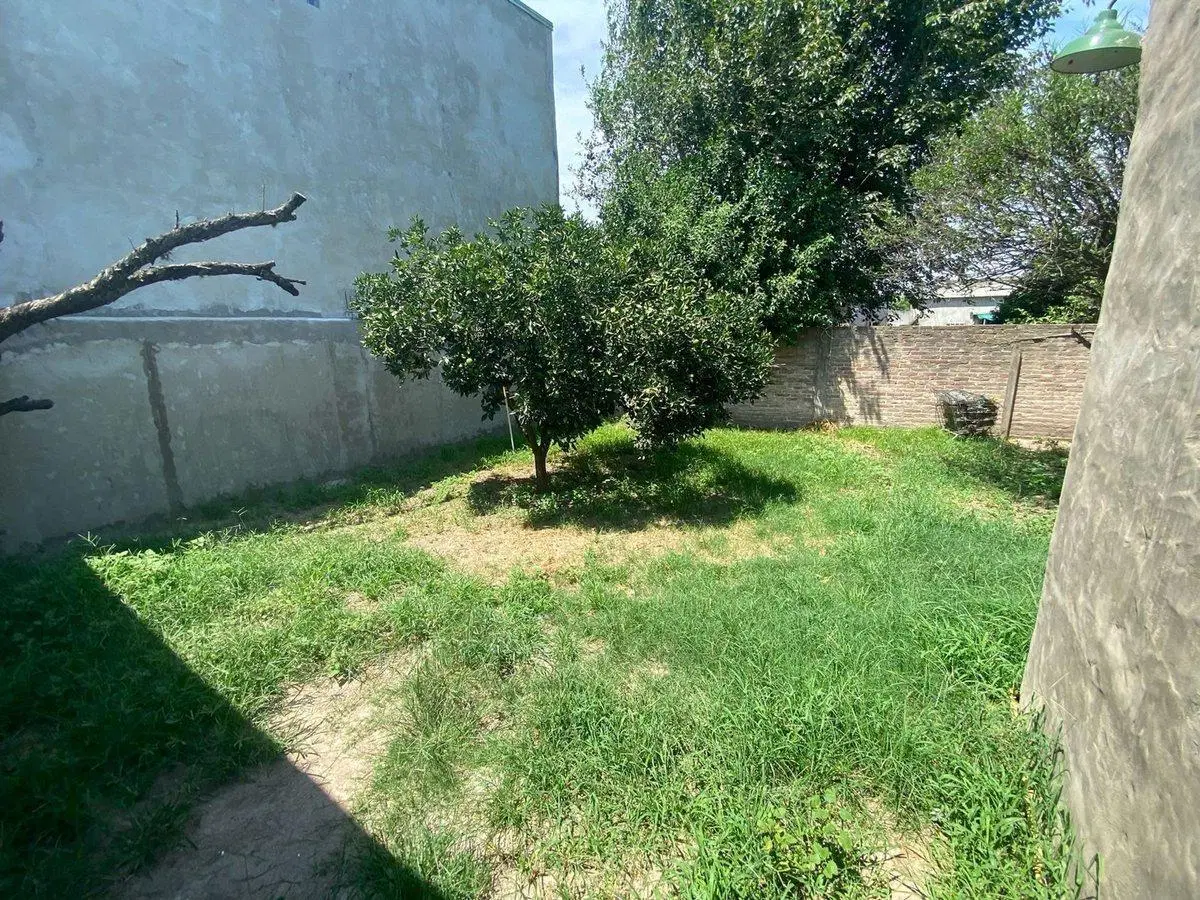 VENTA DE CASA ,4 AMBIENTES A DOS CUDRAS DE RUTA 19 5