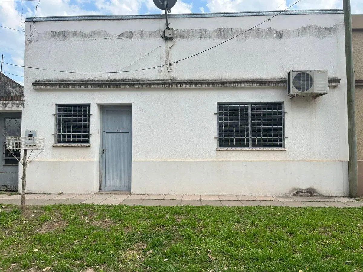 OPORTUNIDAD CASA  A LA VENTA SANTO TOME 4