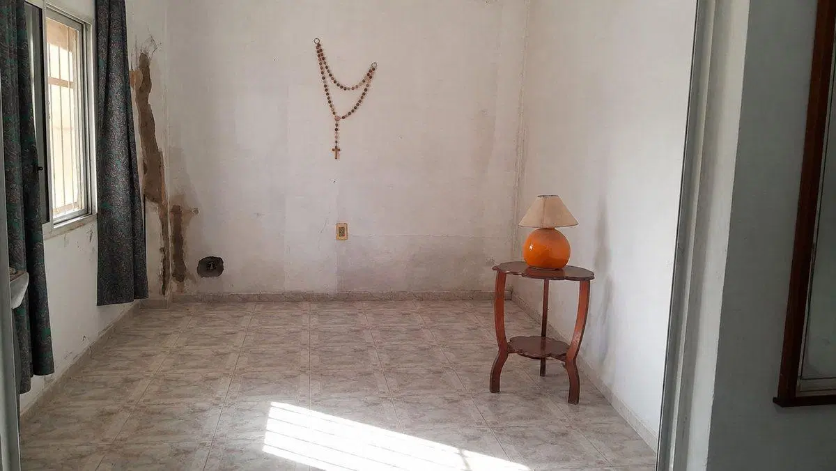 CASA DE DOS PLANTAS BARRIO SAN LORENZO 4