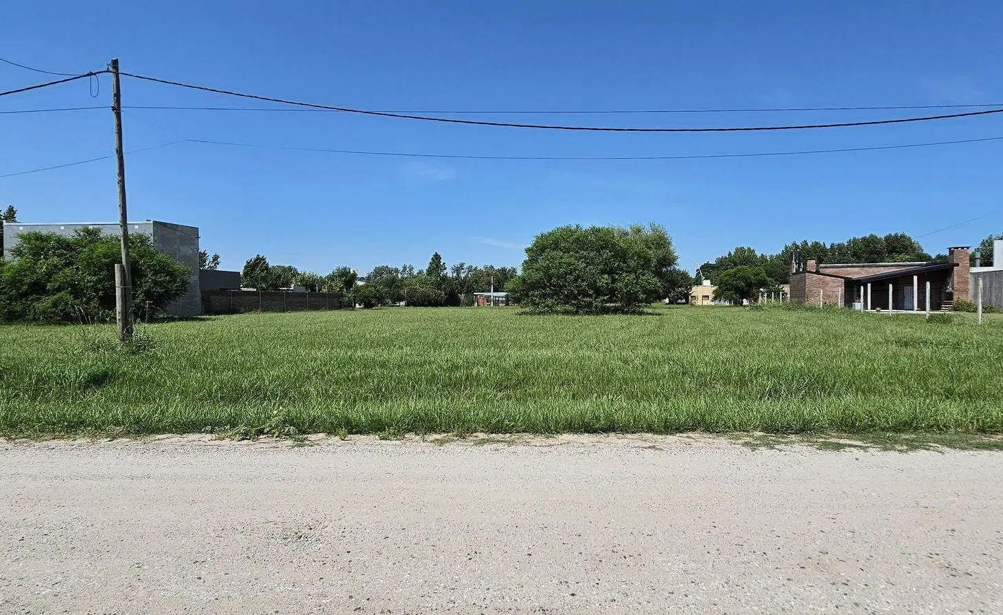 Terreno en venta a metros de la Ruta 11 3
