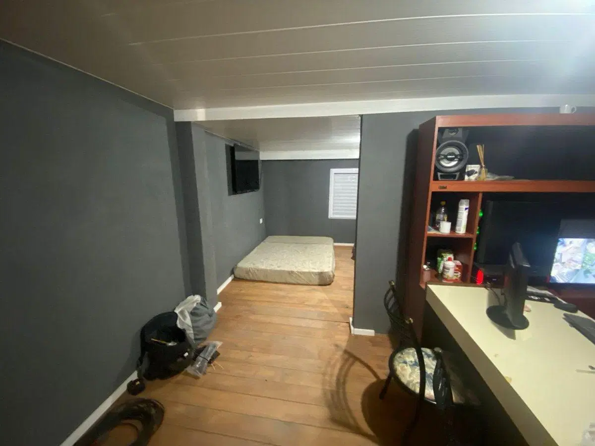 REMAX VENDE GALPON CON LOCAL COMERCIAL Y OFICINA. 3