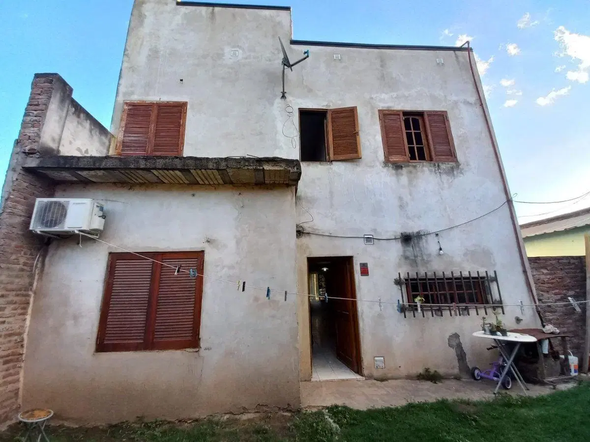 CASA DE 4 DORMITORIOS EN VENTA EN SANTO TOME 4