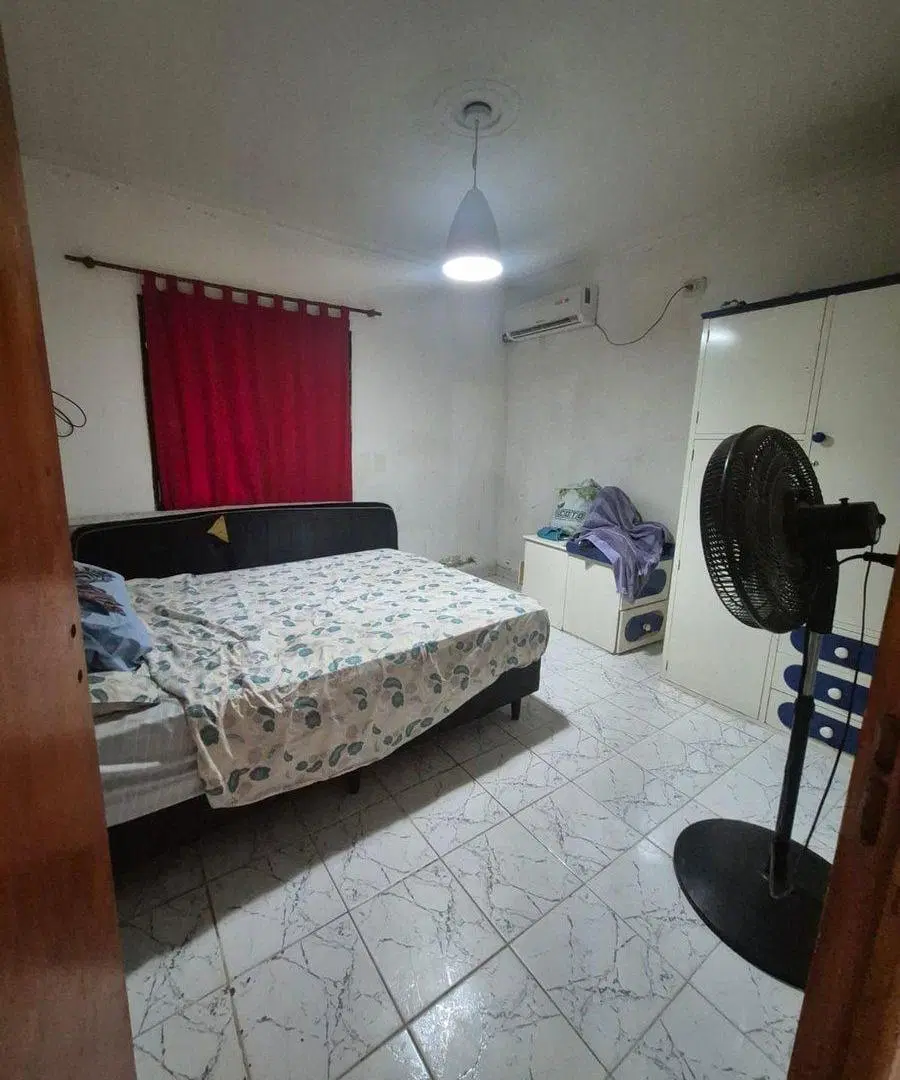CASA DE 4 DORMITORIOS EN VENTA EN SANTO TOME 3