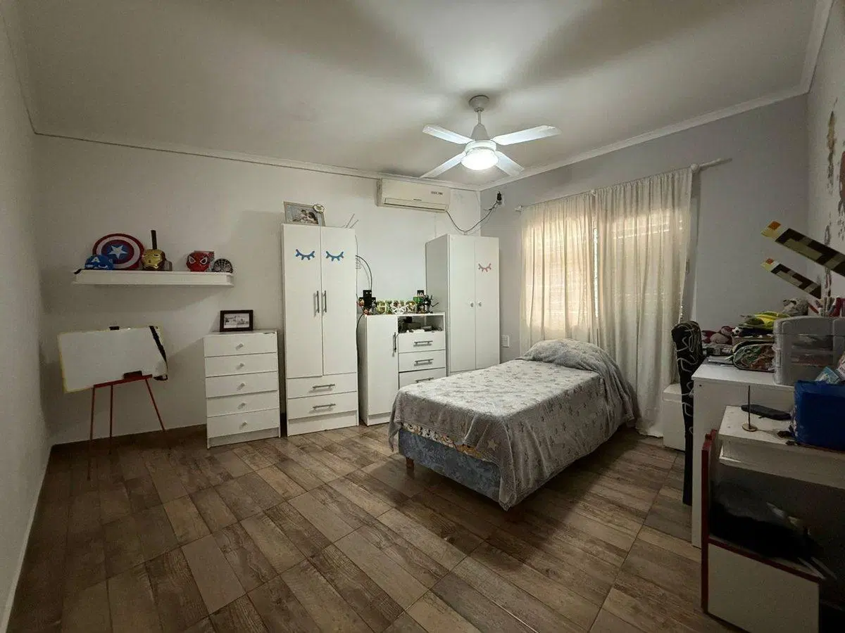 Casa moderna, funcional y en excelente estado 5