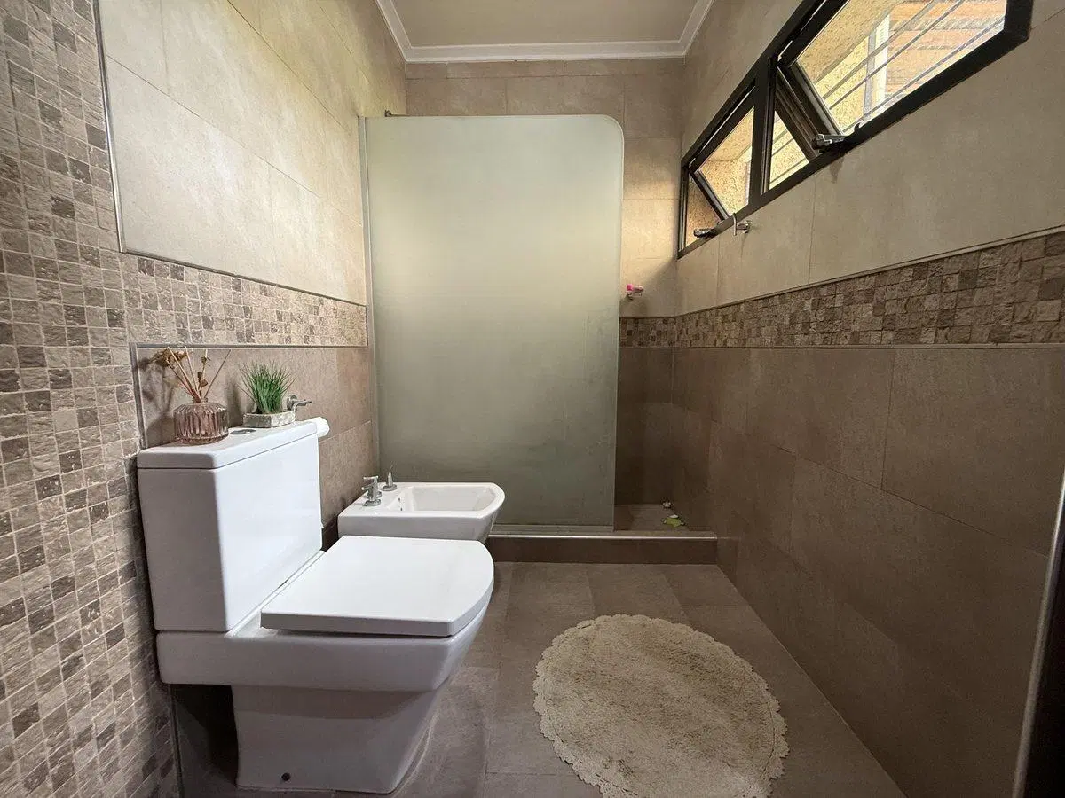 SE VENDE GRAN CASA EN SANTO TOMÈ – APTA CRÈDITO 4