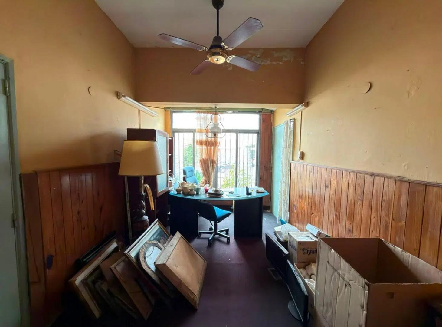 SE VENDE AMPLIA CASA EN PLENO CENTRO DE CORONDA! 8