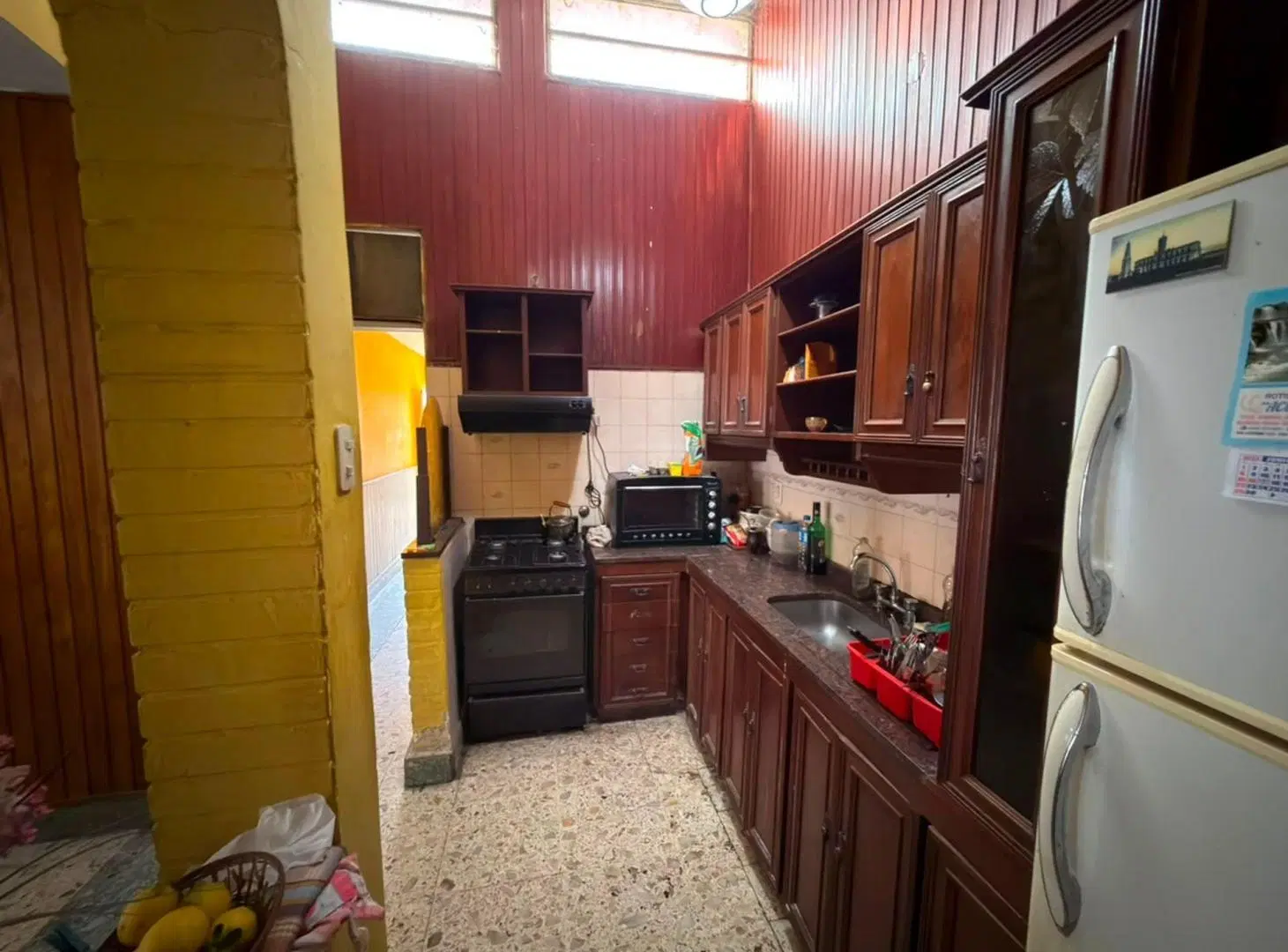 SE VENDE AMPLIA CASA EN PLENO CENTRO DE CORONDA! 5