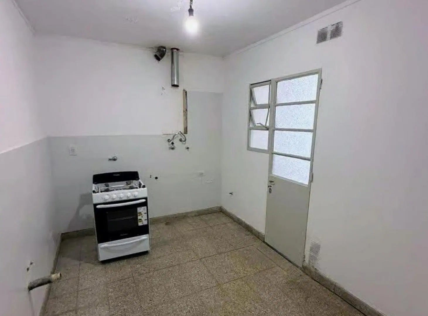 EN VENTA DEPARTAMENTO INTERNO 2 DORM y PATIO 2