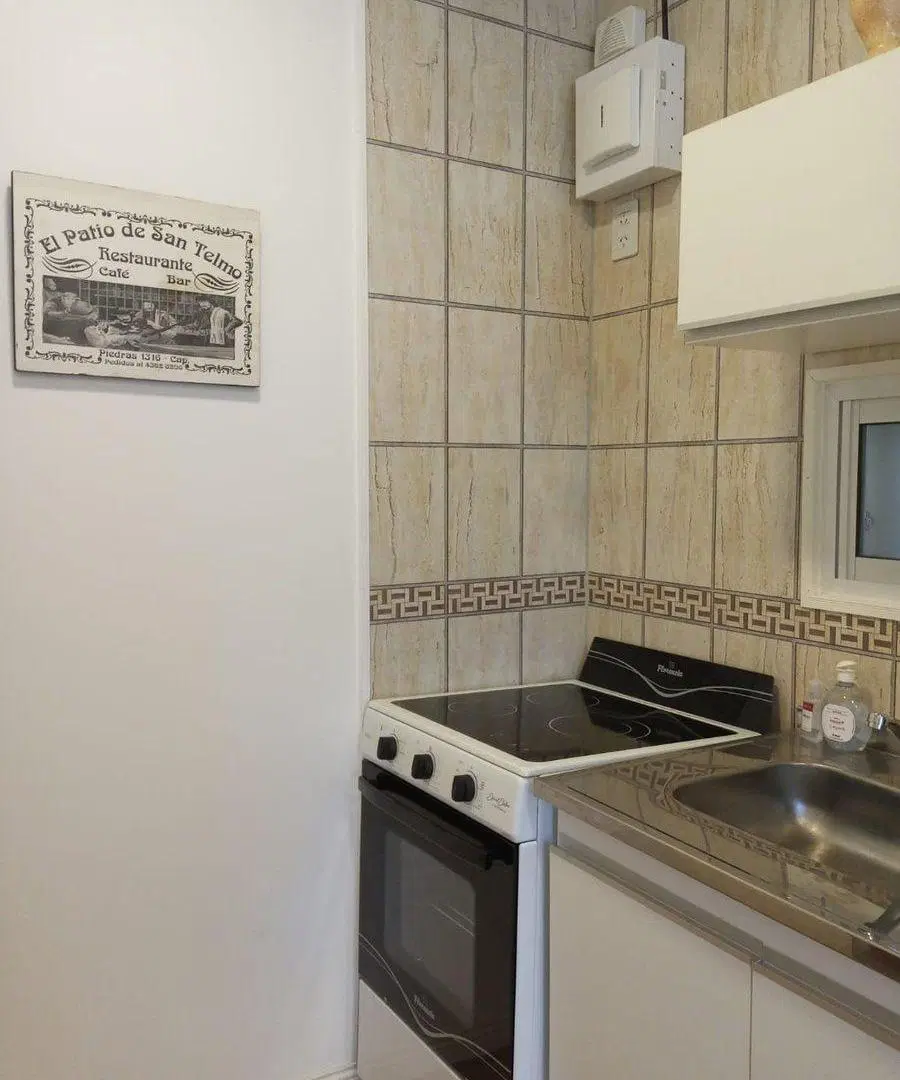 CASA CONTENEDOR DE UNA HABITACION AMUEBLADA 2