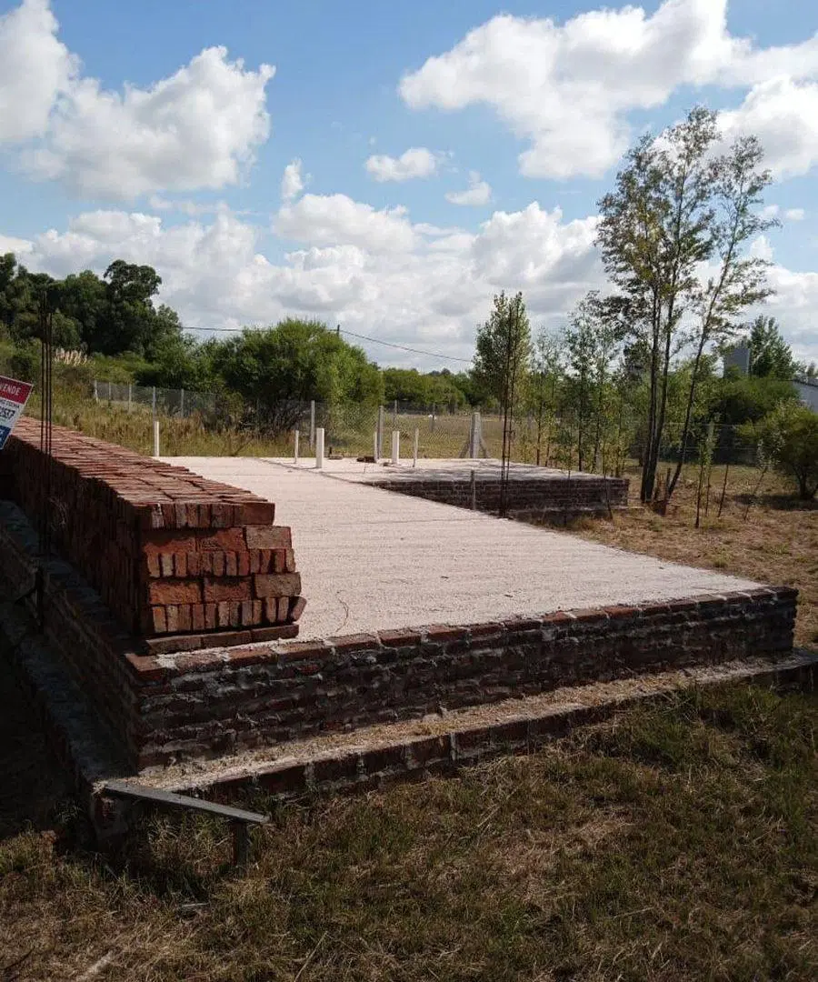 Terreno Lagos del Leyes(platea ,luz y agua) 8