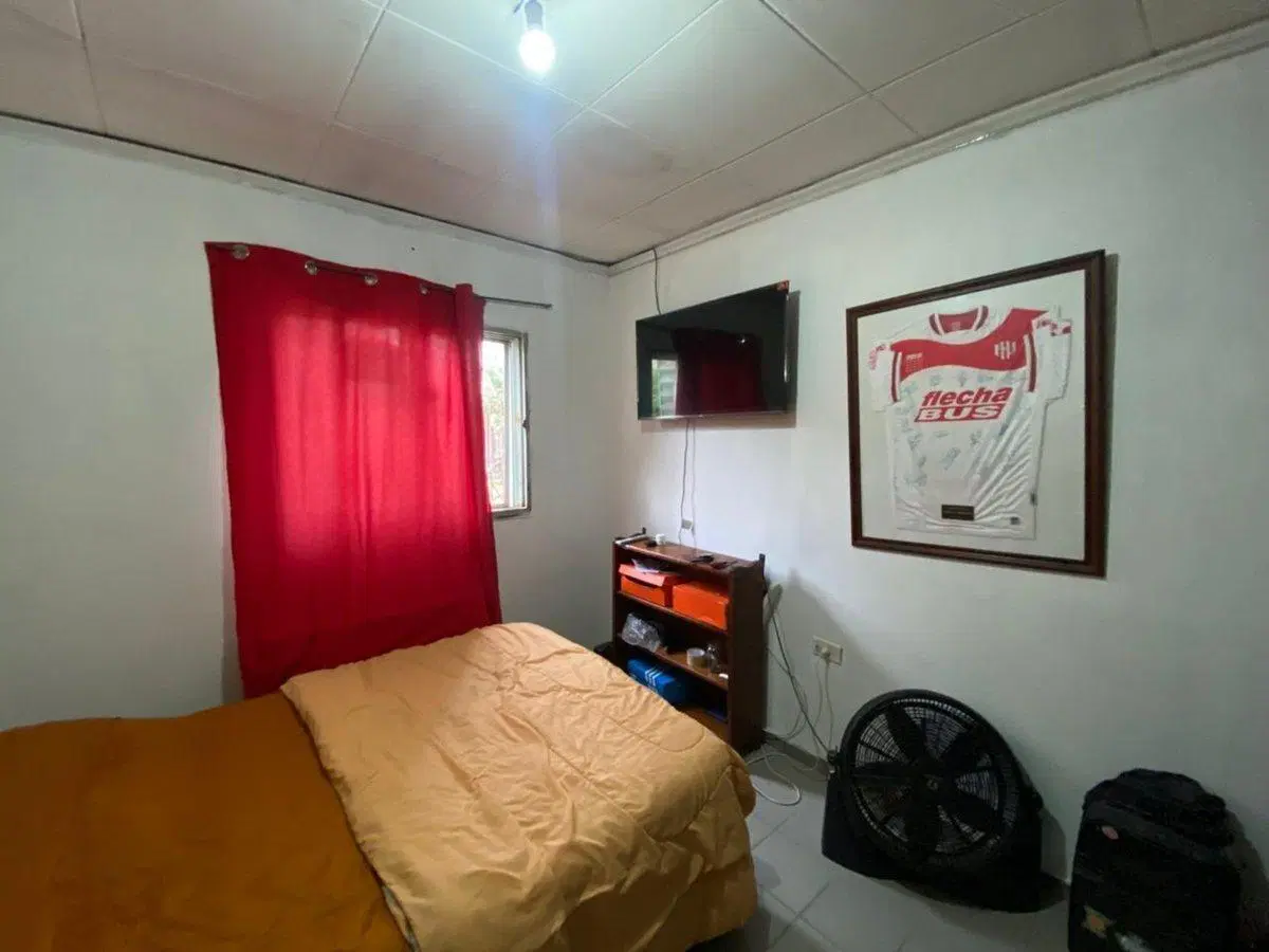 CASA EN SANTO TOMÉ 2 DORMITORIOS Y PATIO 8