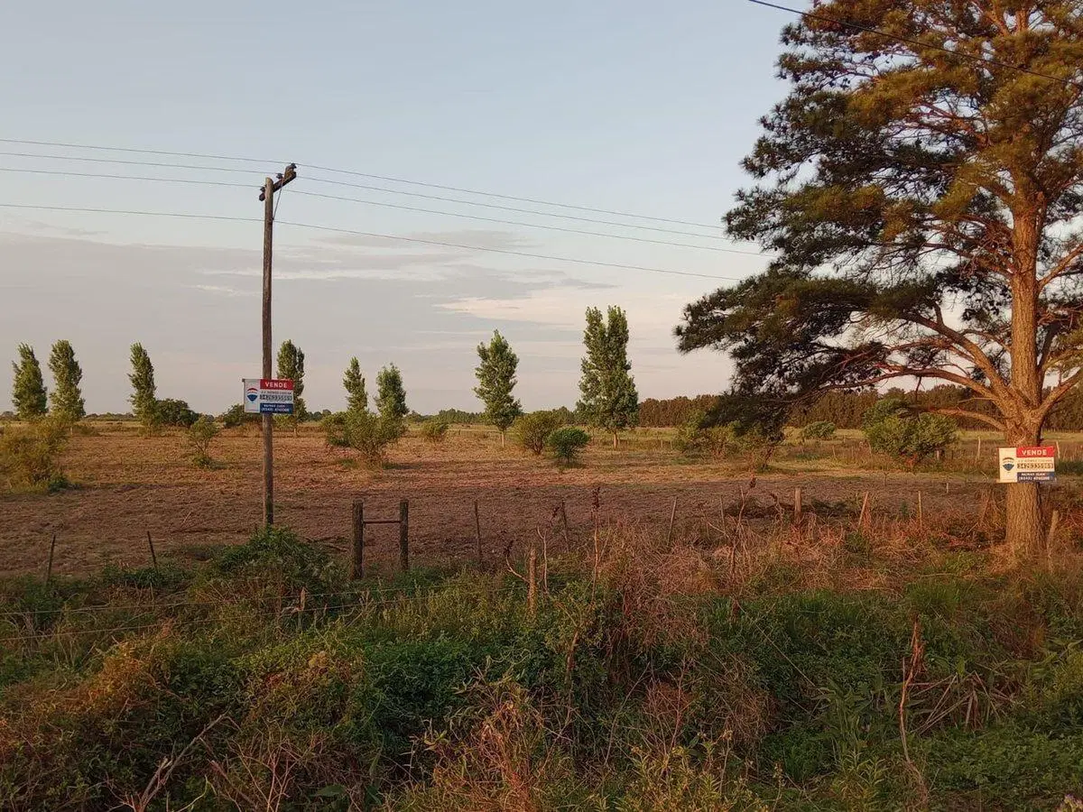 Terreno en Venta km 68 Ruta 1 3