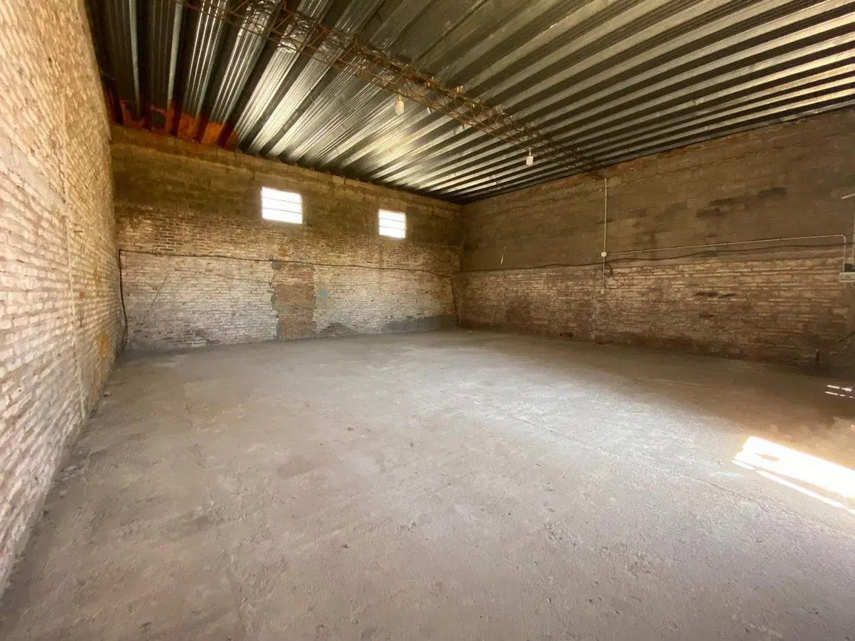 Se vende Galpon y Terreno. SAN CARLOS CENTRO. 5