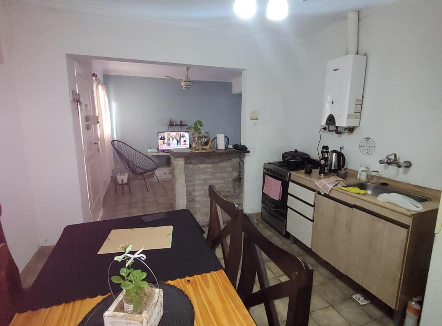 Foto de SE ALQUILA CASA DE 2 DORM. CON PILETA EN STO. TOMÉ, imagen 2
