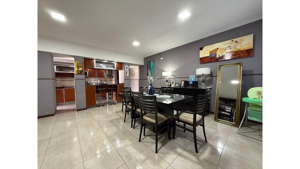Foto de SE VENDE CASA DE CATEGORIA EN SANTO TOMÉ, imagen 1