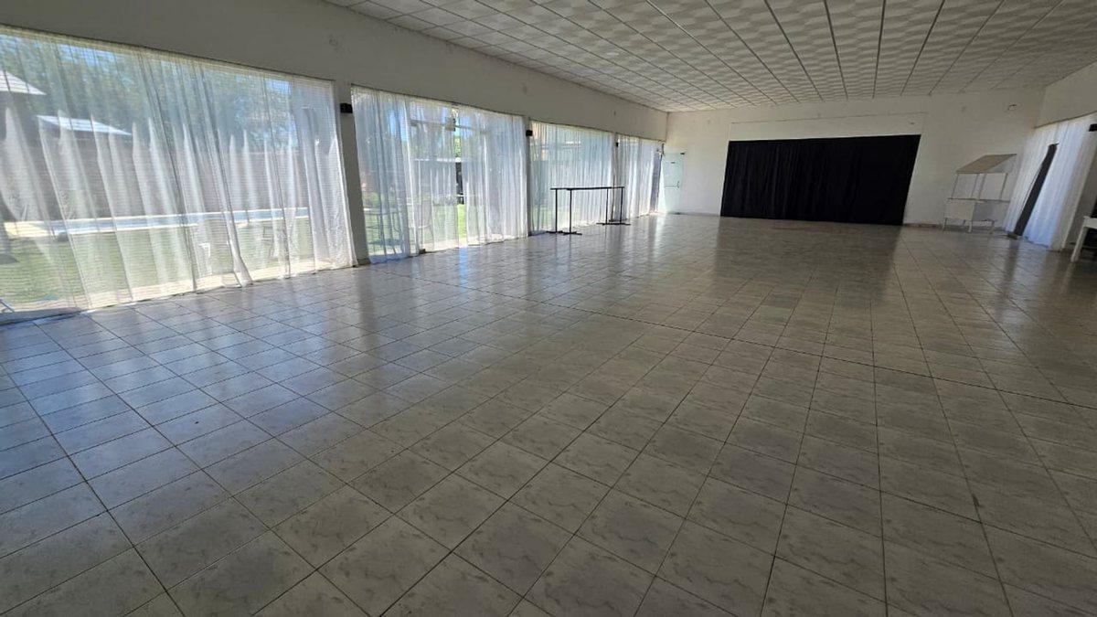 Foto de SE VENDE GRAN SALÓN COMERCIAL EN SAUCE VIEJO, imagen 1