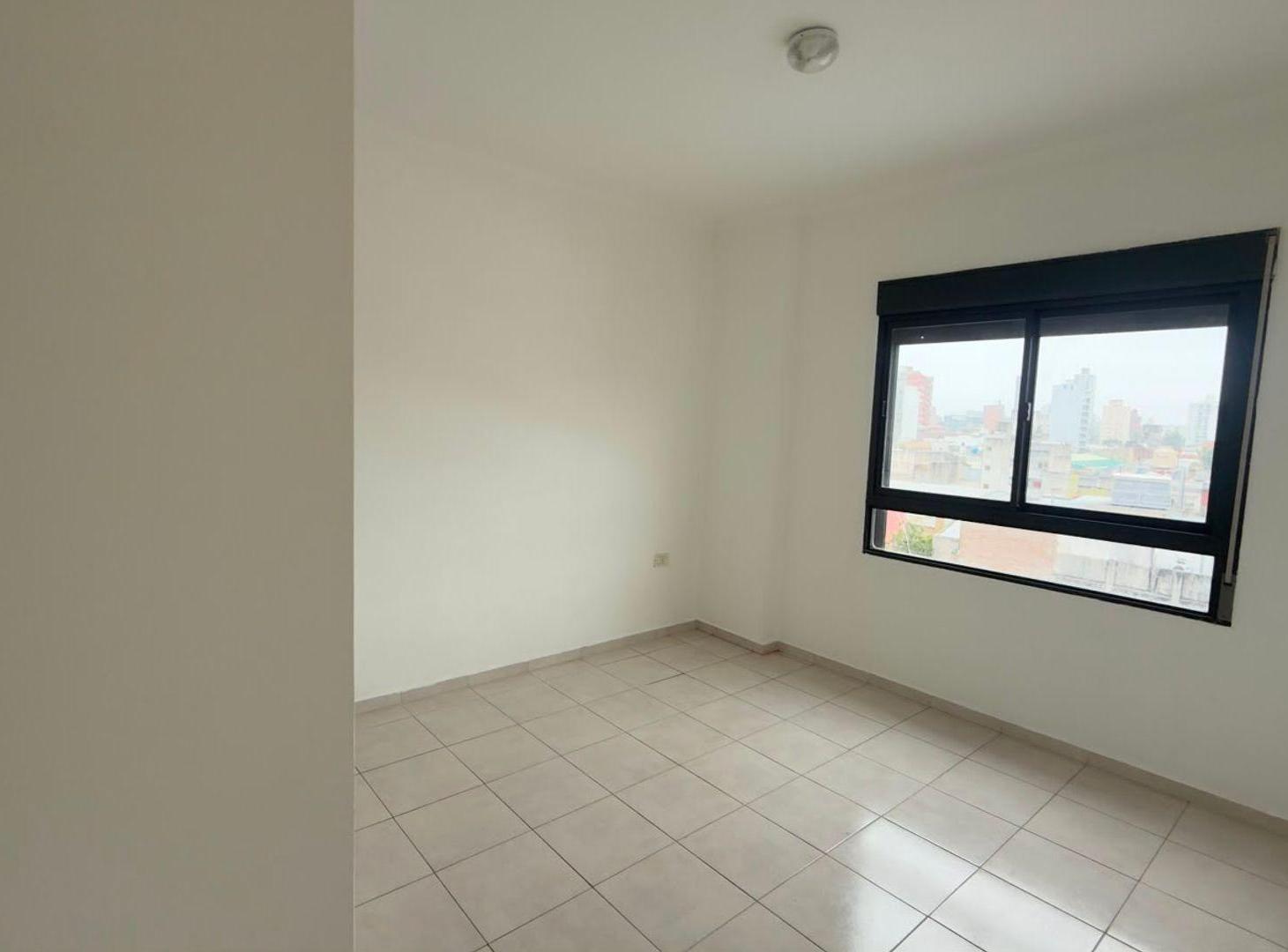 Foto de EN ALQUILER DEPARTAMENTO CENTRICO SANTA FE CAPITAL, imagen 2