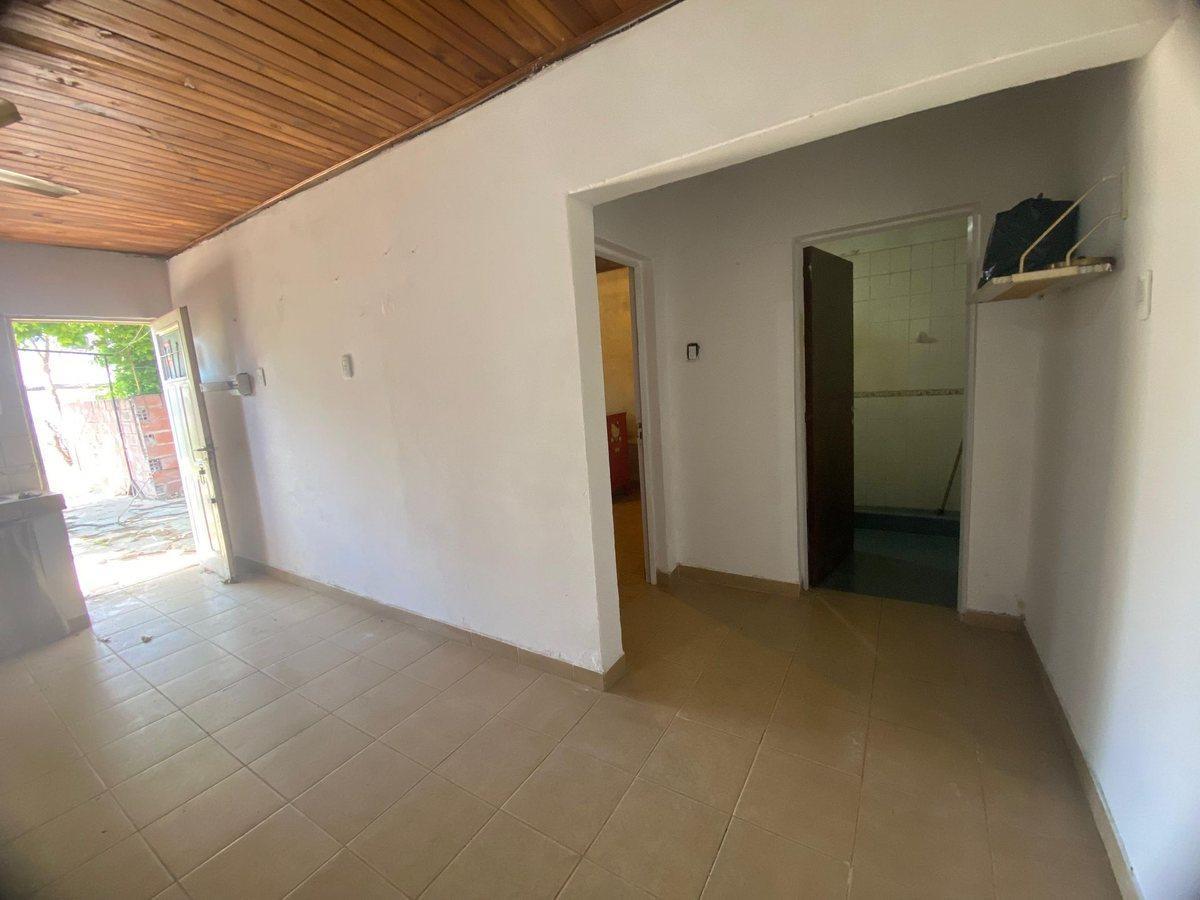 Foto de Casa en venta. ADELINA., imagen 3