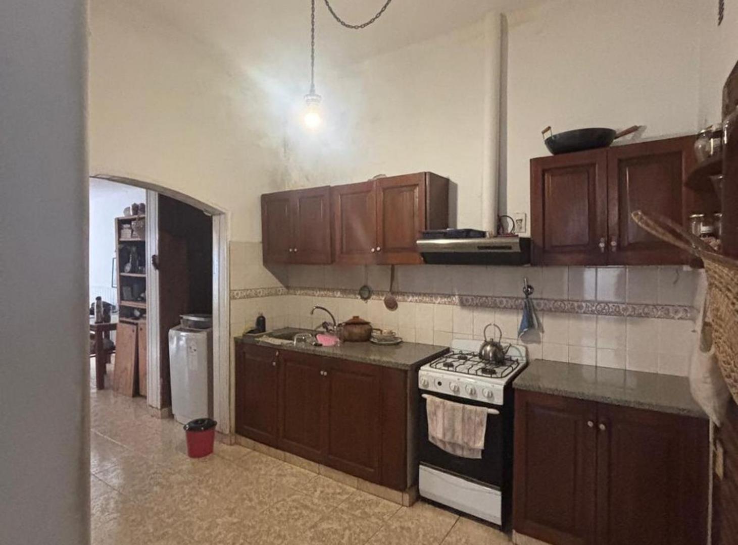 Foto de IDEAL VIVIENDA - Sgto. Cabral. Alberdi c/patio., imagen 3