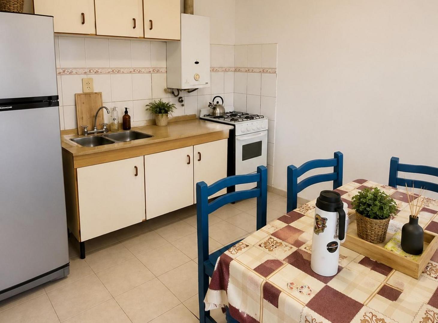 Foto de Departamento en planta alta con doble balcón, imagen 1