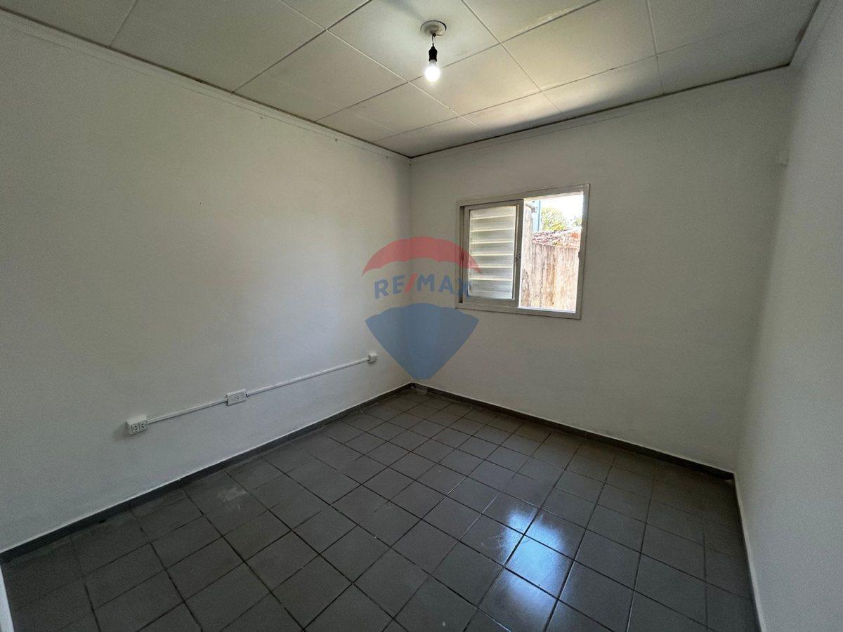Foto de CASA EN SANTO TOME. 2 DORMITORIOS, PATIO, imagen 1