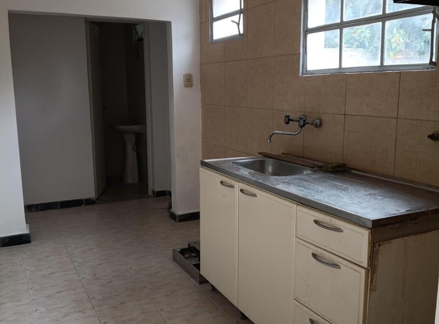 Foto de CASA INTERNA DE DOS DORMITORIOS Y PATIO, imagen 5