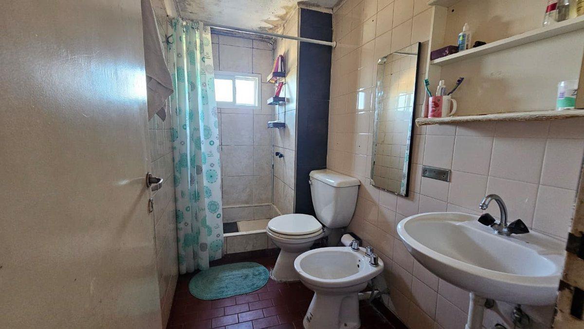 Foto de VENTA DEPTO. B° EL POZO TORRE 7, imagen 1