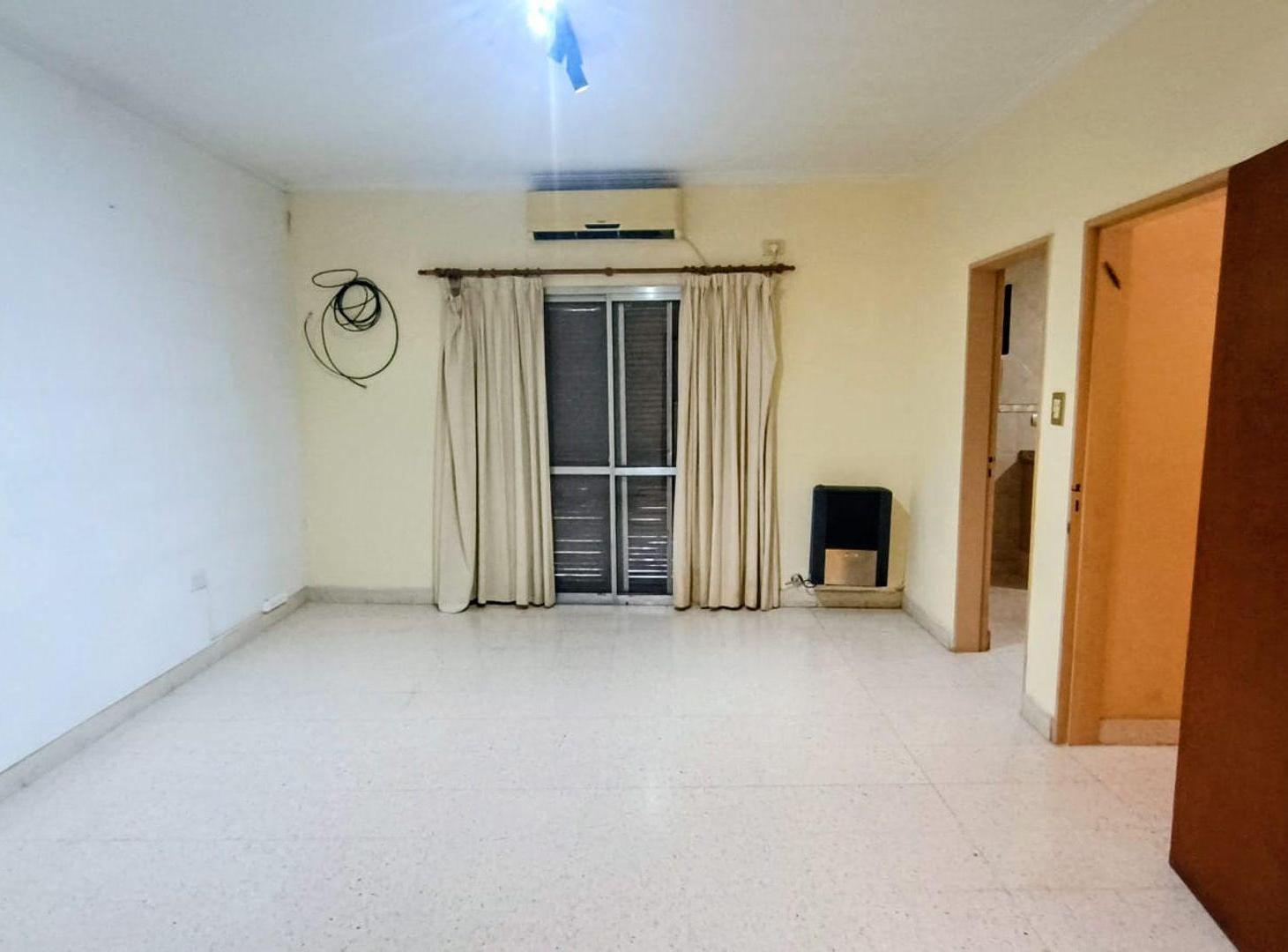 Foto de ALQUILER PH EN P. A. 4 DORMITORIOS BARRIO SUR, imagen 2
