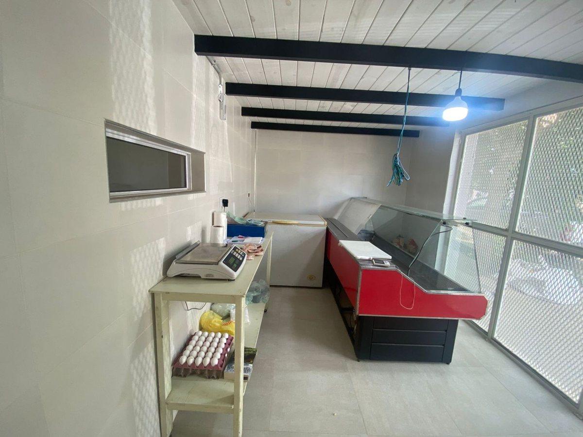 Foto de SE ALQUILA GALPON CON LOCAL COMERCIAL Y OFICINA, imagen 2