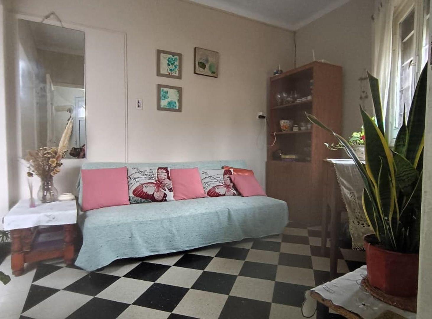 Foto de VENDO DEPTO EN PB 1 DORMITORIO SARGENTO CABRAL, imagen 1