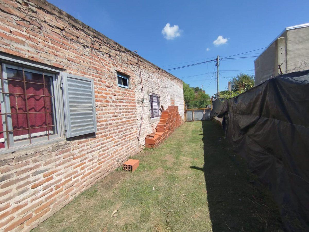 Foto de CASA DE 7 AMBIENTES CON TALLER DE AUTOS Y LOCAL, imagen 4