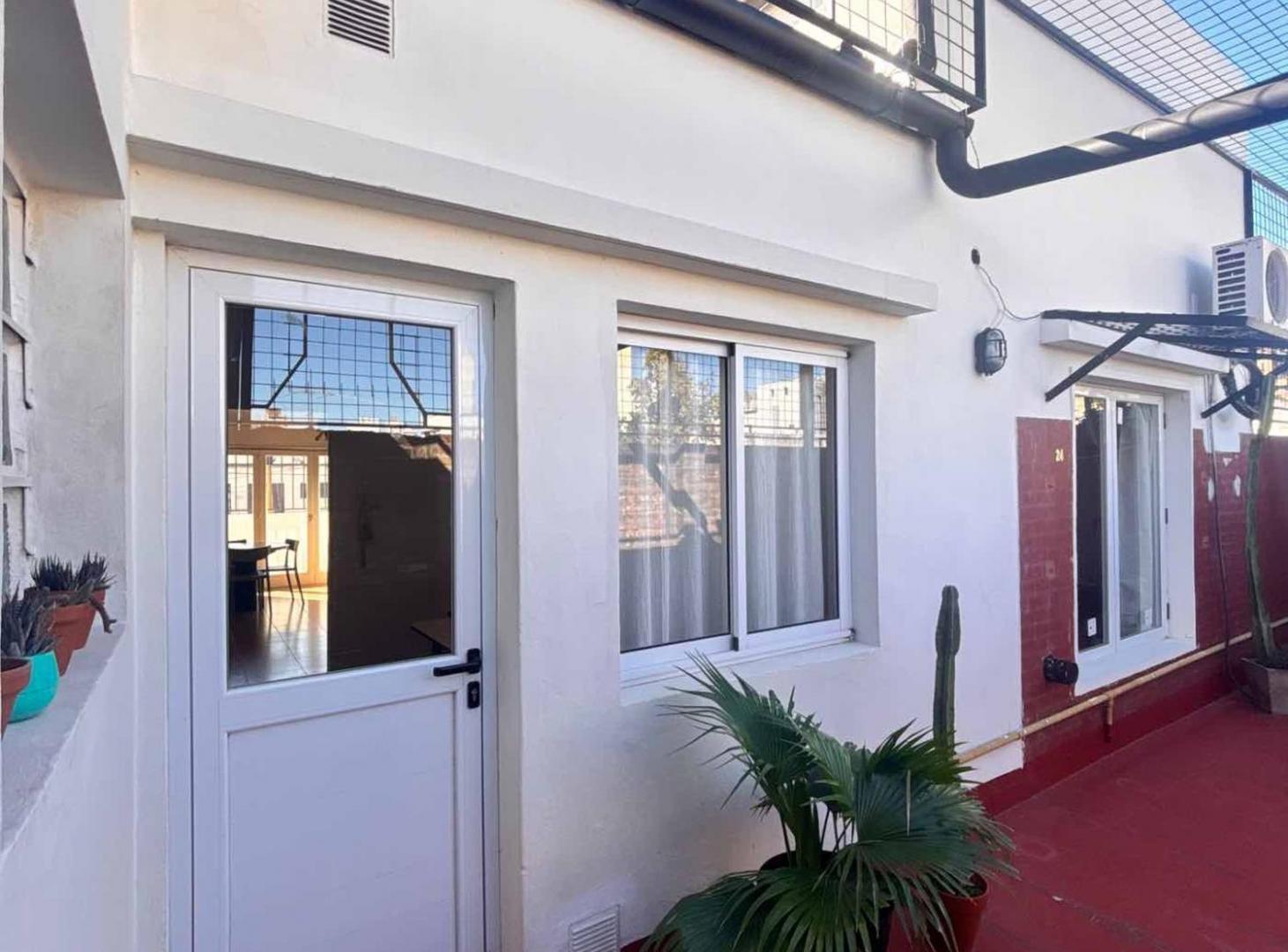 Foto de PH EN VENTA EN SANTA FE, PLANTA ALTA, REFACCIONADO, imagen 3