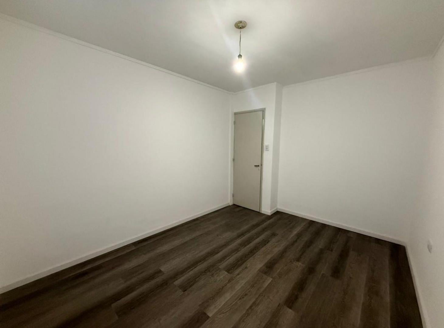 Foto de EN VENTA DEPARTAMENTO INTERNO 2 DORM y PATIO, imagen 5