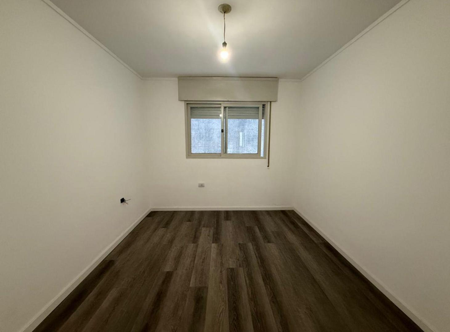 Foto de EN VENTA DEPARTAMENTO INTERNO 2 DORM y PATIO, imagen 4