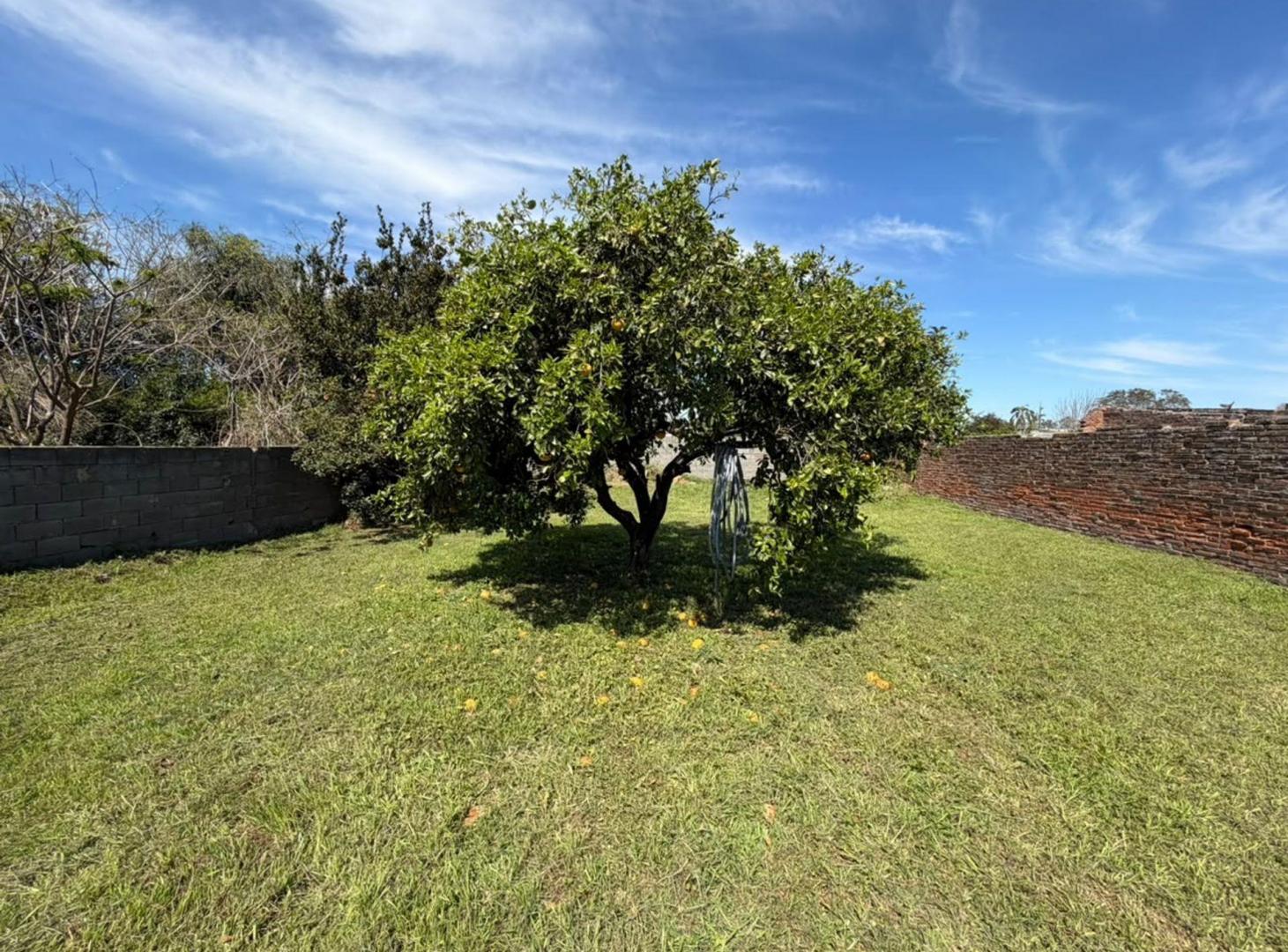 LOTE INTERNO EN VENTA EN CORONDA!