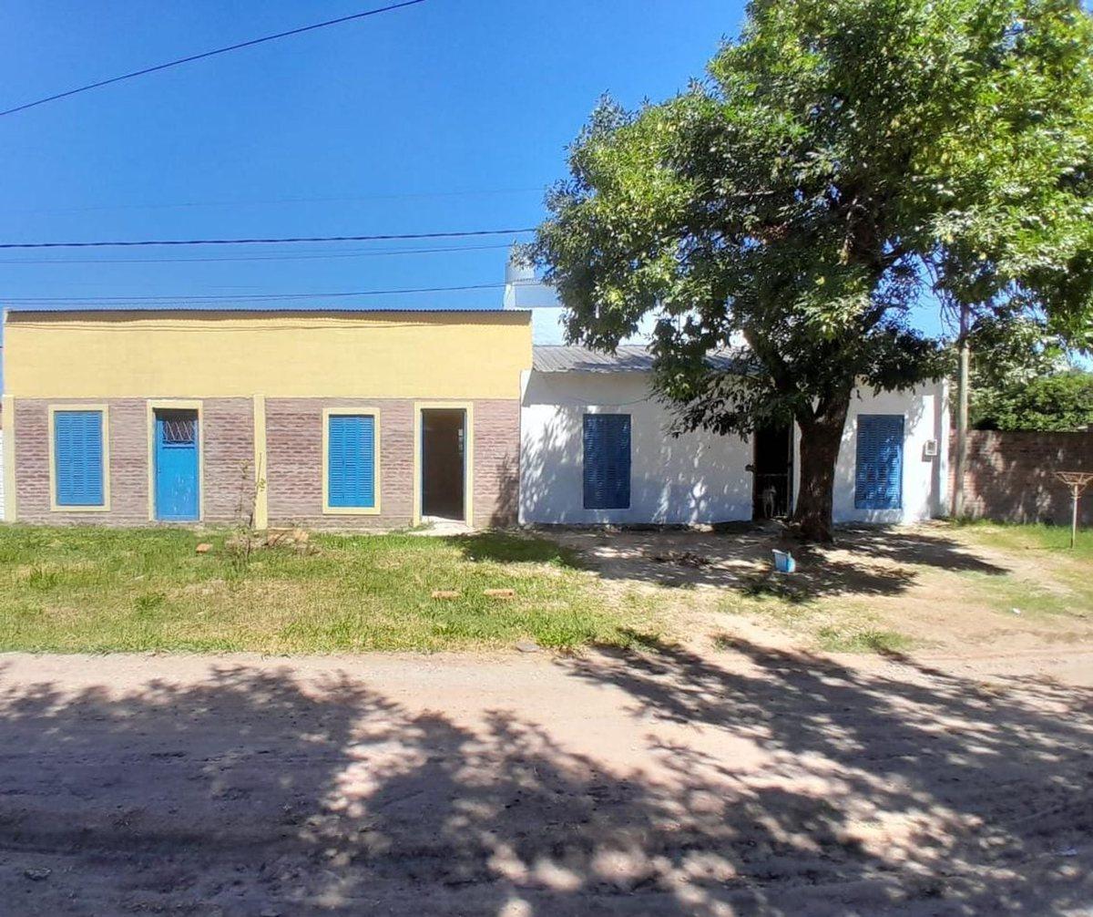 Foto de VENTA CASA Y DPTOS EN ADELINA OESTE, imagen 2