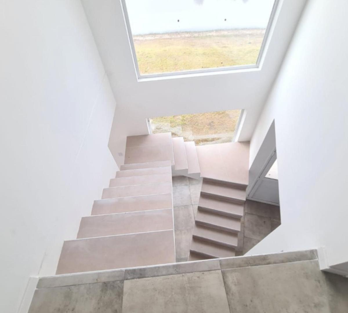 Casa en venta San Sebastian Area 2 a la laguna y Golf