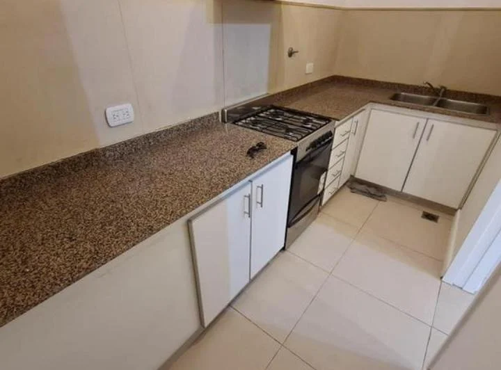 Foto de DEPARTAMENTO BOULEVARD DEL SOL EN ALQUILER, imagen 2