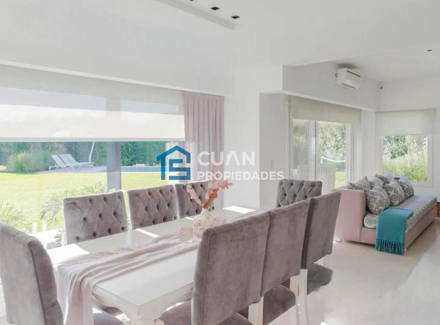 CASA EN VENTA, Ayres plaza CUAN PROPIEDADES