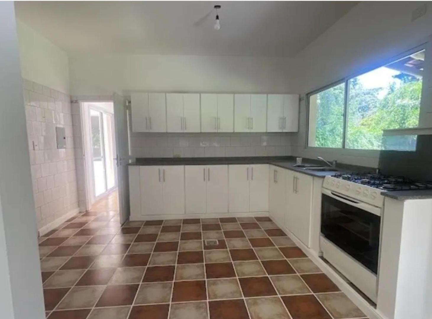 Foto de Casa Saint Matthews en alquiler - Cuan Propiedades, imagen 1