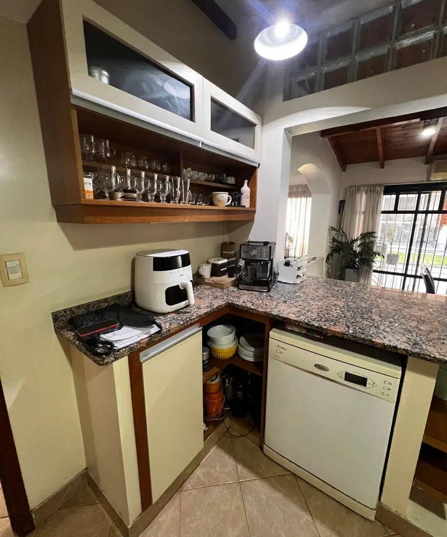 Hermoso chalet 5 ambientes Lanusita 5