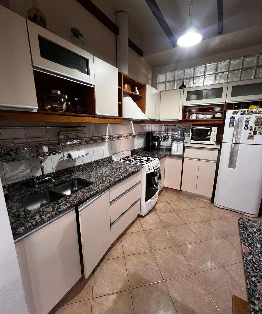 Hermoso chalet 5 ambientes Lanusita 3