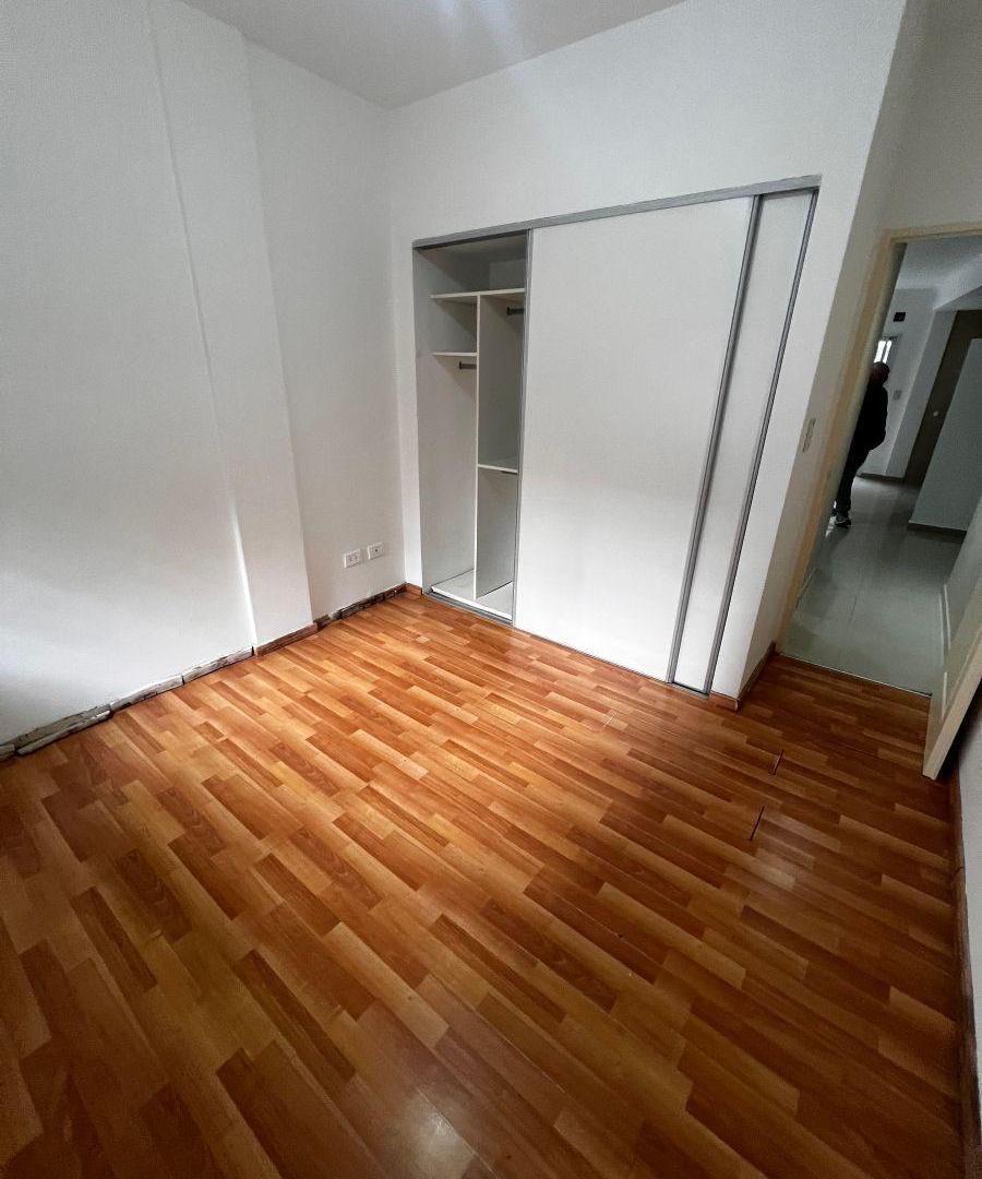 Foto de Excelente departamento con cochera en complejo, imagen 3