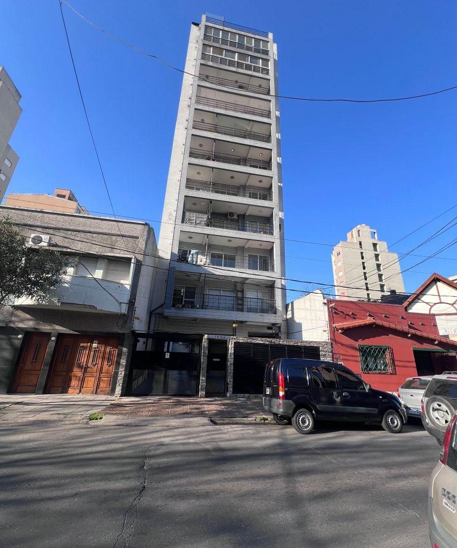 Foto de EXCELENTE DEPARTAMENTO 3 AMBIENES POSIBILIDAD DE 4 AMBIENTES, imagen 1