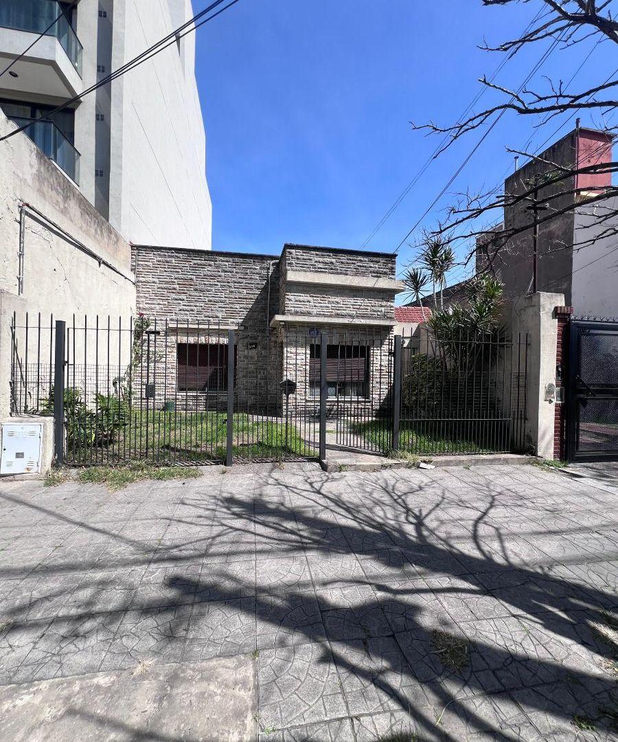 Foto de Excelente lote 8.66x45 dos familias o emprendimiento, imagen 1