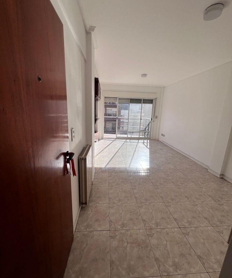 Foto de 2 ambientes con cochera en Lanusita, imagen 2