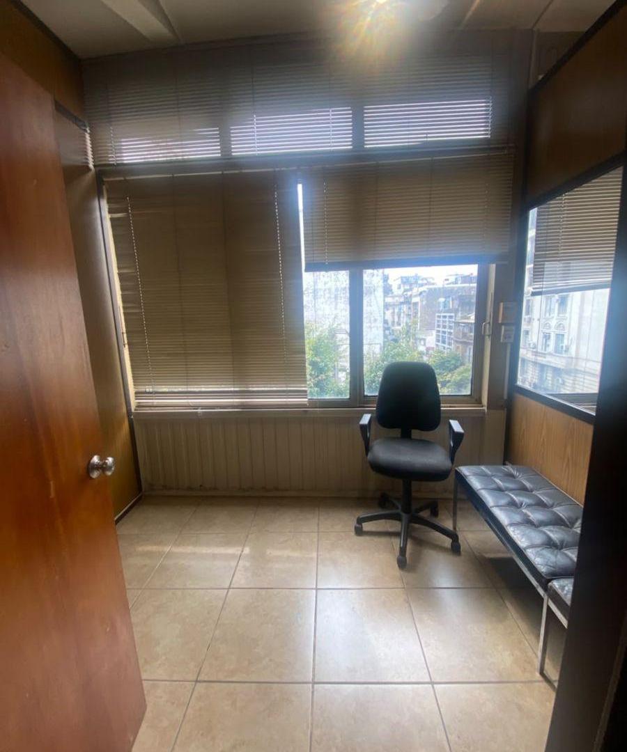 Foto de Oficina Venta Balvanera Luminosa Oportunidad, imagen 3