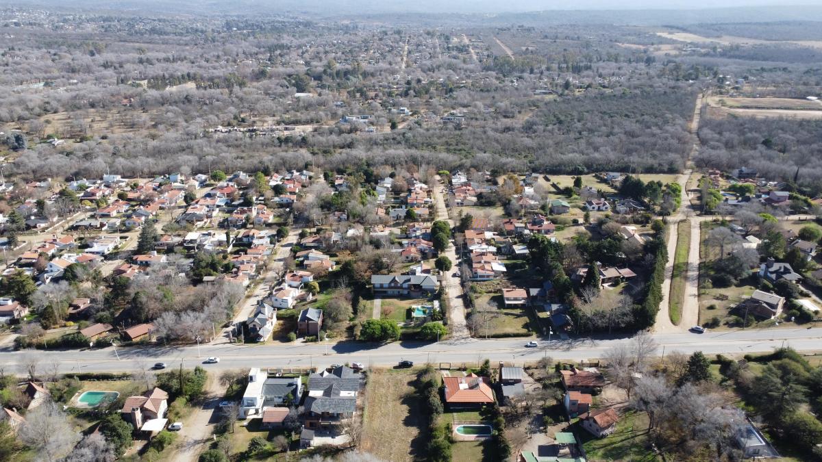 Hermoso Lote con Excelente Ubicación en Santa Rosa de Calamuchita 3