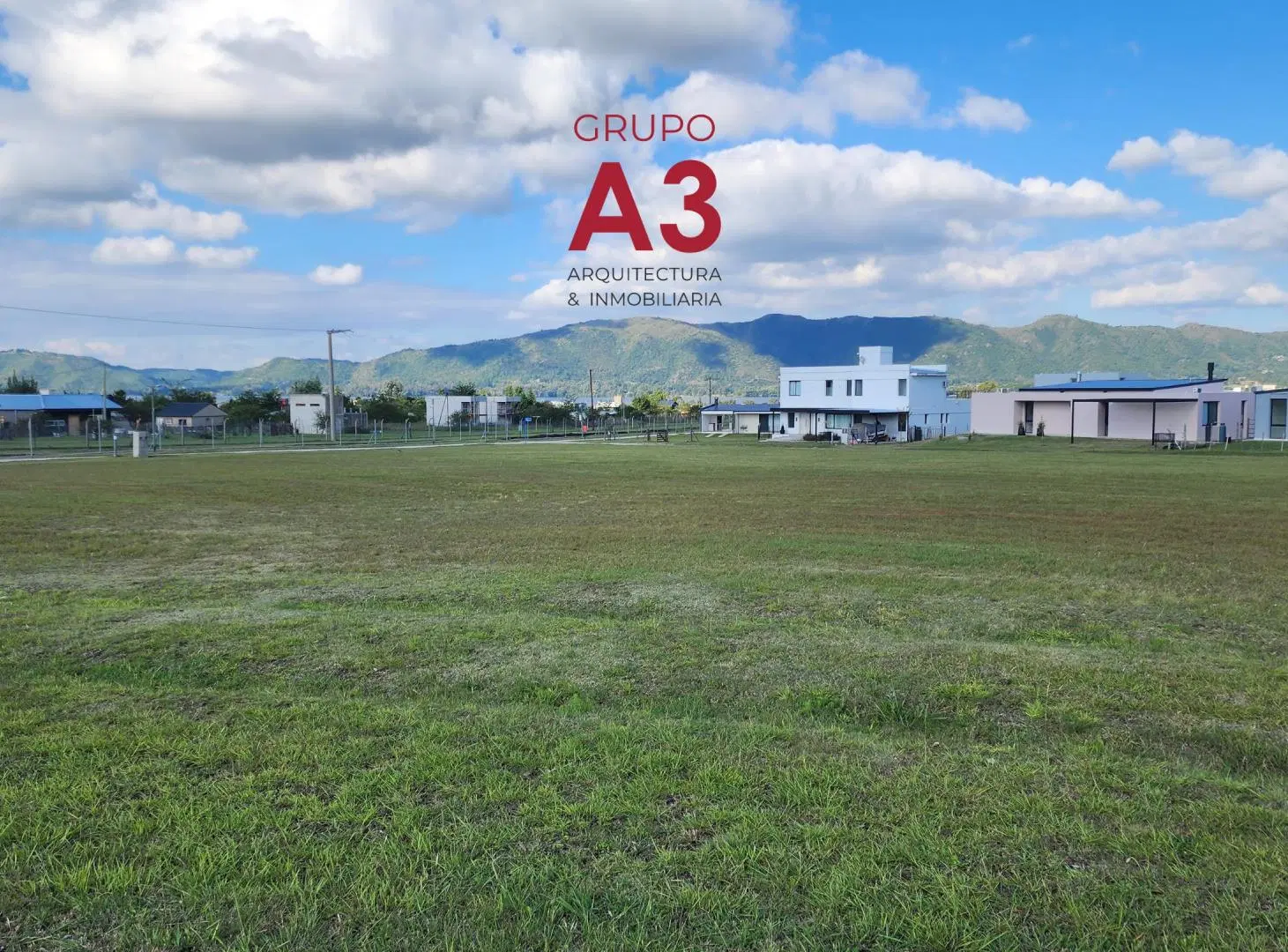 IMPERDIBLE OPORTUNIDAD-Lote en Puerto del Águila 1200 m² con vista al lago, doble frente, amenities 4